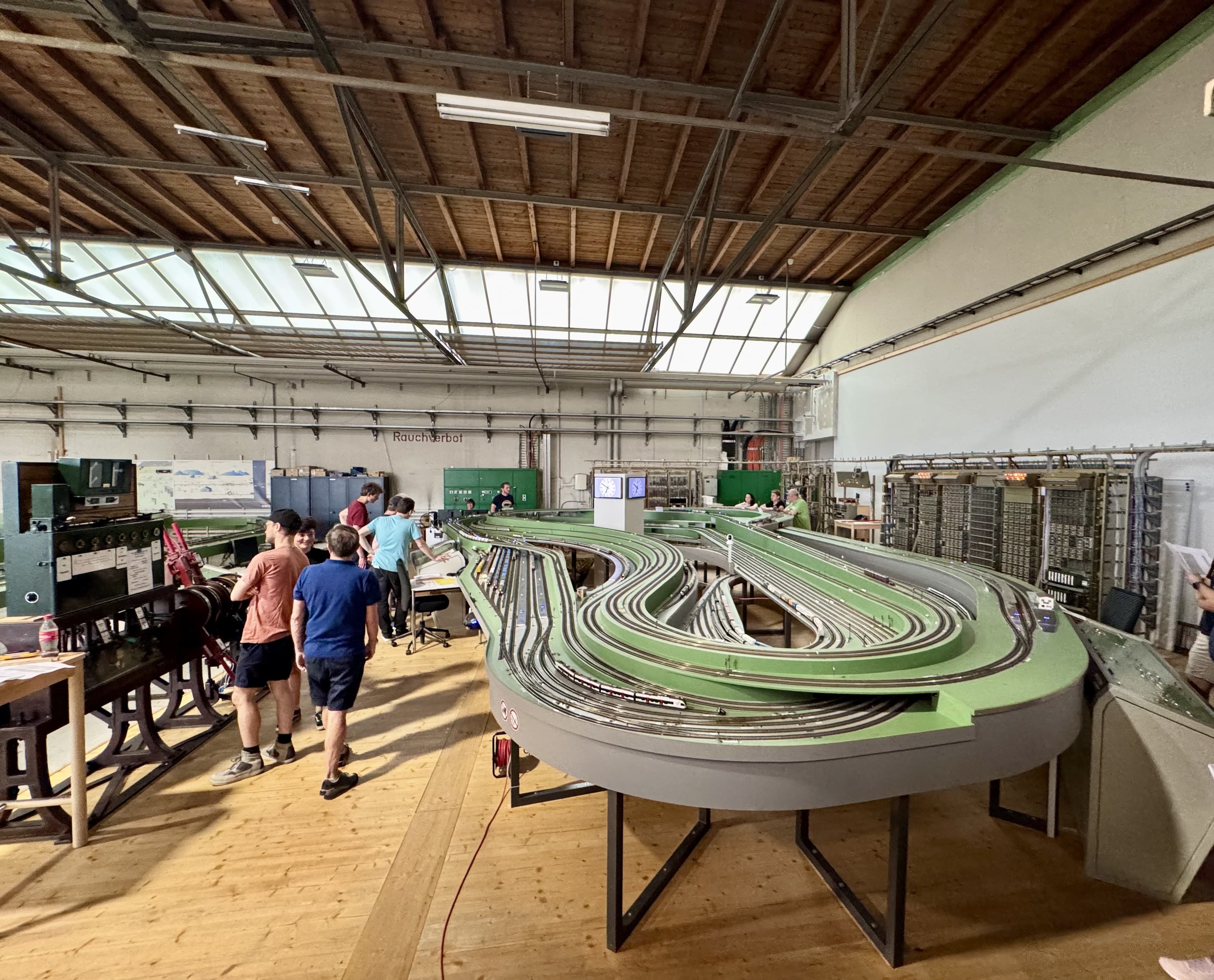 Vom Stellwerk zum Weinglas: unser Betriebsausflug 2025 Teaser